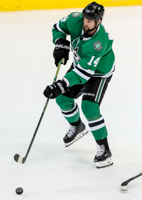 Jamie Benn Hockey Stats and Profile at